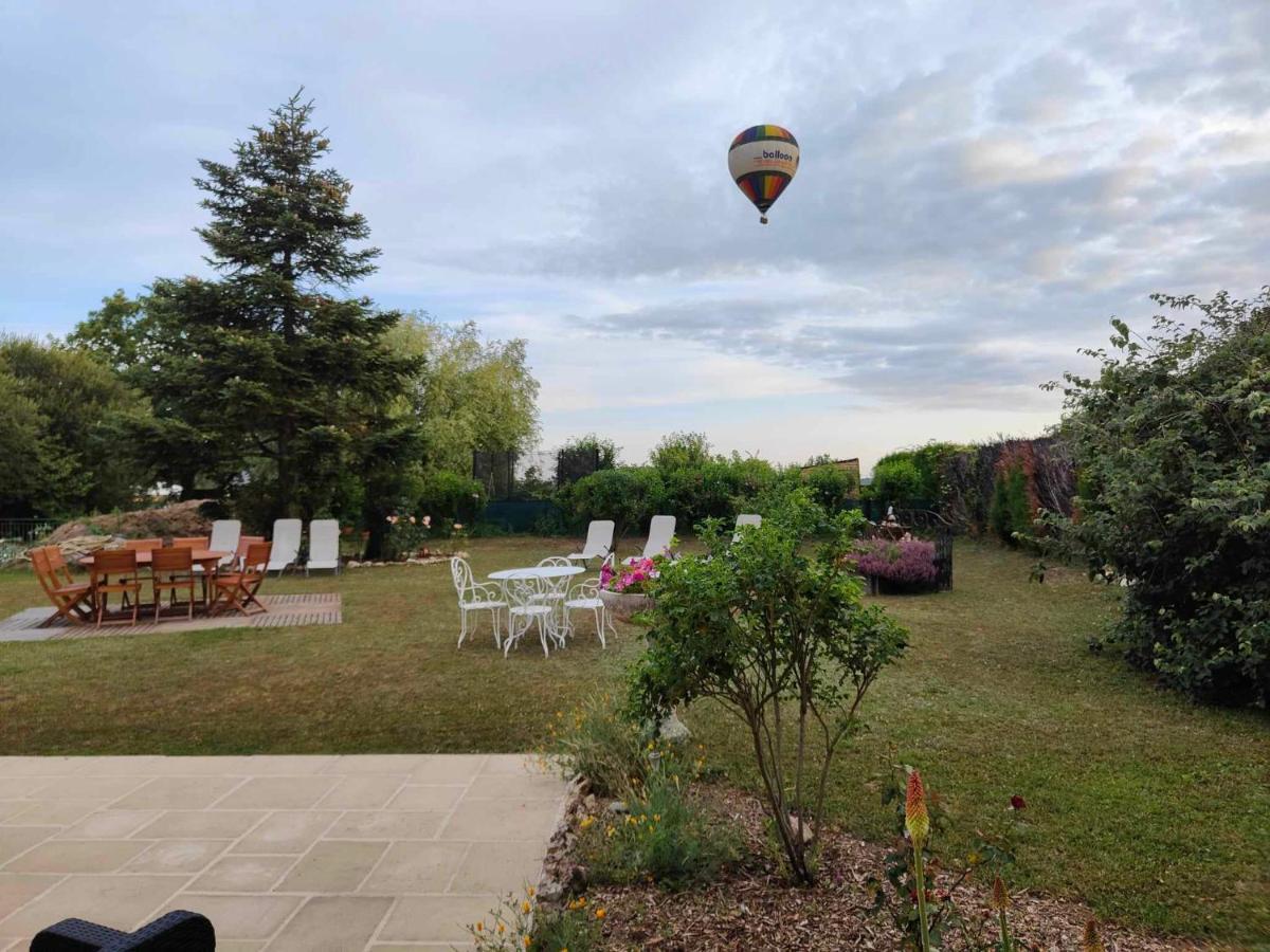 La Maison Genevier - Chambre Doreline Montreuil-en-Touraine Zewnętrze zdjęcie